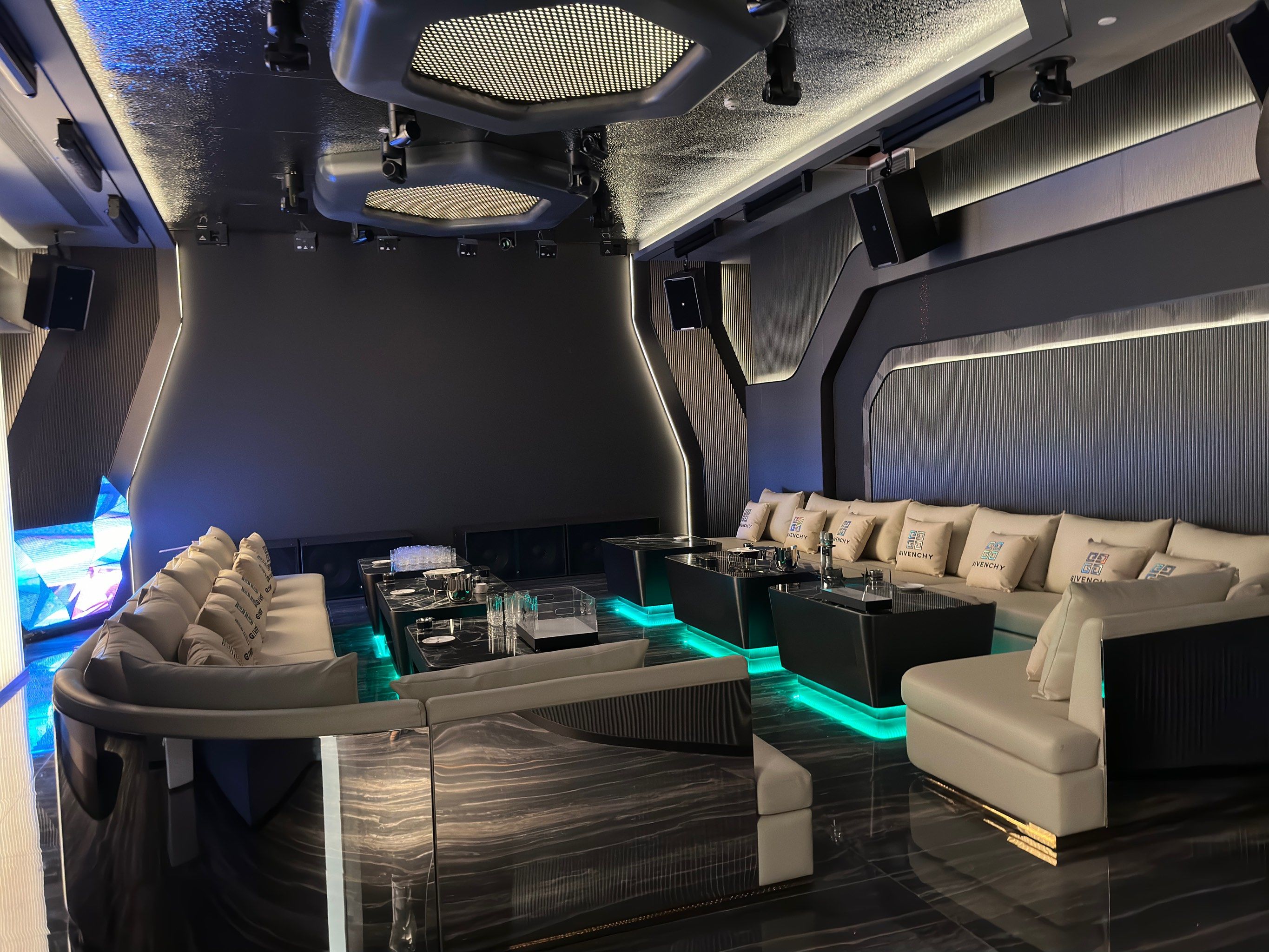 南阳商务ktv推荐低端场商务ktv精选-内乡县ktv预订